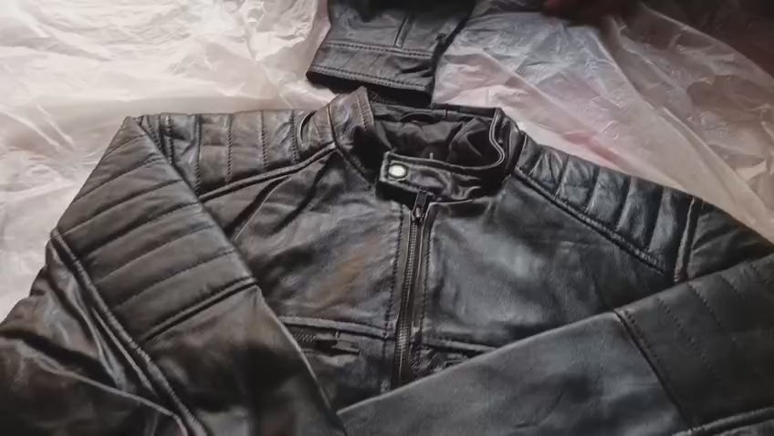 Men’s Premium Black Genuine Leather Biker Jacket – Quilted Shoulder, Zippered Pockets, Modern Fit